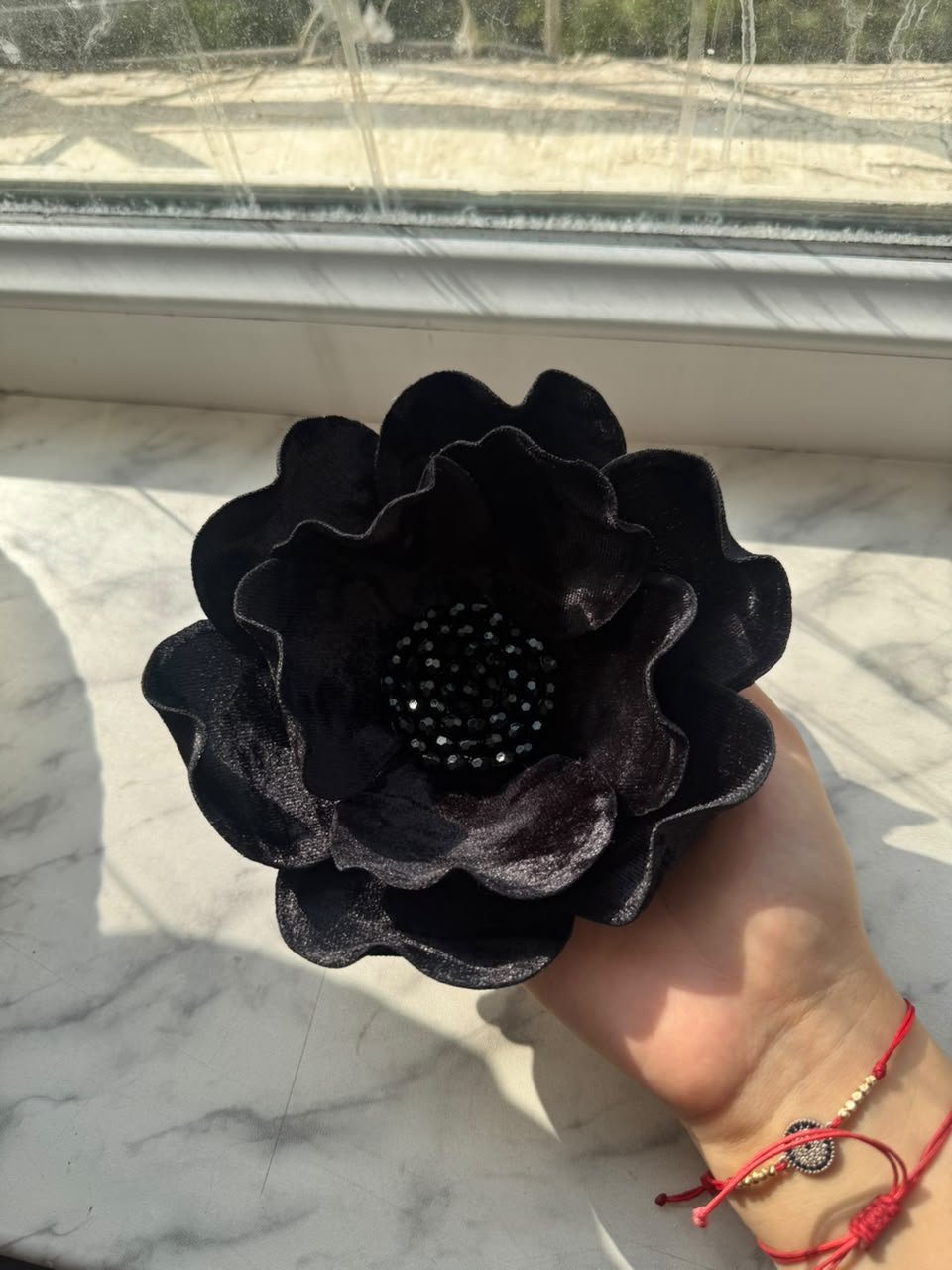 Qara Gül aksesuarı